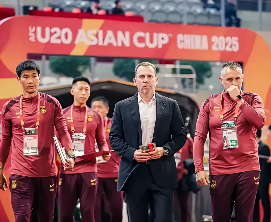 关于欧超杯赛程吃紧;北京国安国际比赛日战术微调;质疑声仍在;资深球员宣示担当的信息 关于欧超杯赛程吃紧;北京国安国际比赛日战术微调;质疑声仍在;资深球员宣示担当的信息